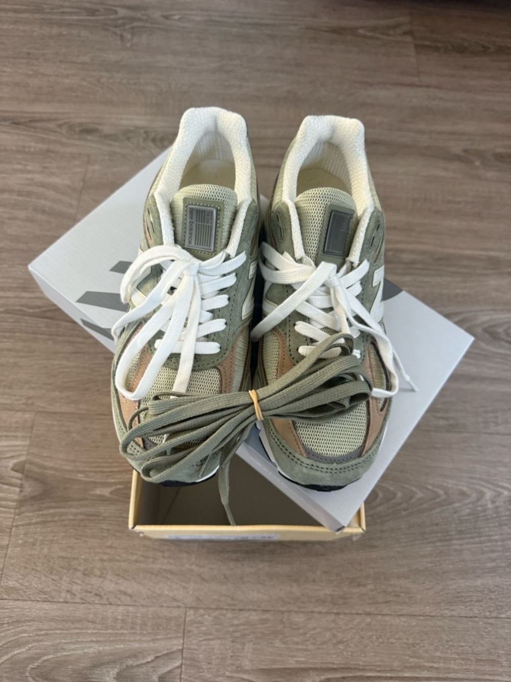 Teddy Santis x New Balance 990v4 Made in USA Olive Incense, U990GT4 - Picture 9 of 11